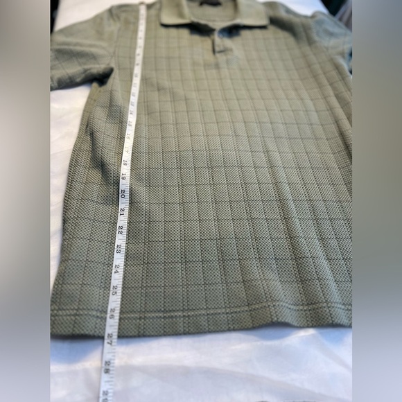 Van Heusen Polo Green Golf Shirt Men’s Size Medium - Picture 5 of 7